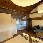 아파트 Esterbauer Homes, Gewoelbe Wohnung 4P, Moderne Stadel Loft 4P Und Generationen Farmhaus 9P In Ruhiger Alleinlage Mit Schwimmteich Am Hof Neuberg