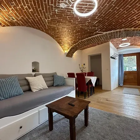 Esterbauer Homes, Gewoelbe 4p, Moderne Stadel Loft 4p Und Generationen Farmhaus 9p In Ruhiger Alleinlage Mit Schwimmteich Am Hof Neuberg